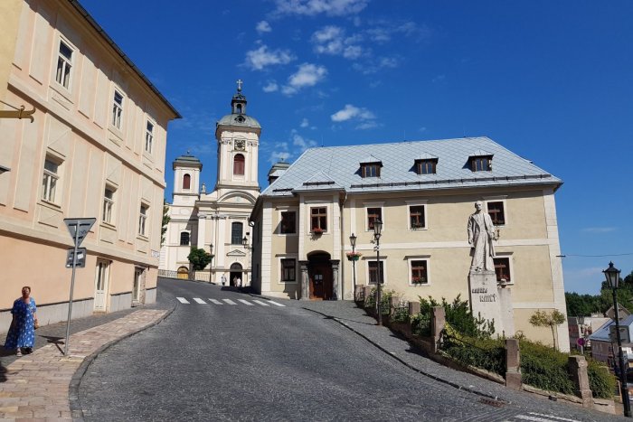 Ilustračný obrázok k článku Štiavnica získala na projekt smart city takmer milión eur: Riešiť má aj parkovanie v centre