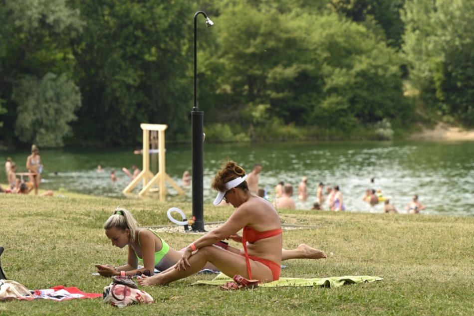 Ilustračný obrázok k článku Víkend pri vode: Ktoré lokality v Trnavskom kraji sú vhodné na KÚPANIE?