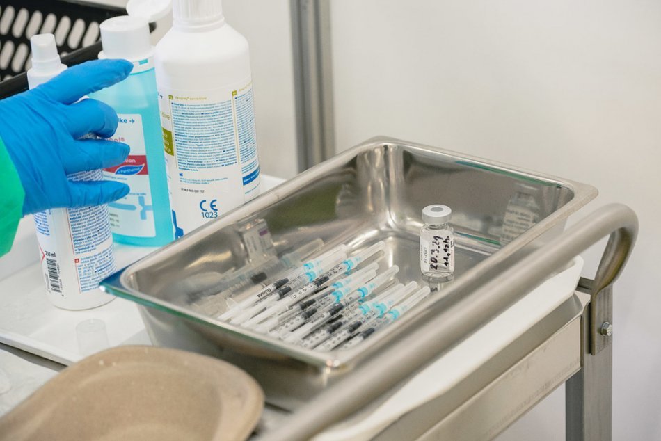 Ilustračný obrázok k článku V Trenčíne budú očkovať v nedeľu: Už sa netreba ani registrovať