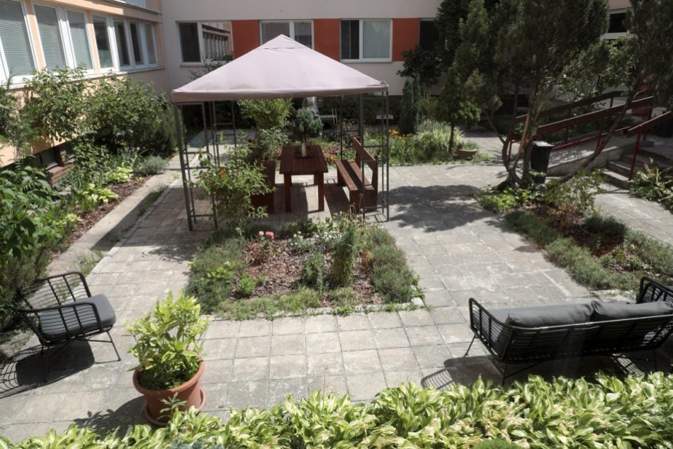 Ilustračný obrázok k článku Zrekonštruovali priestory v Stredisku sociálnej pomoci na Garbiarskej ulici, FOTO