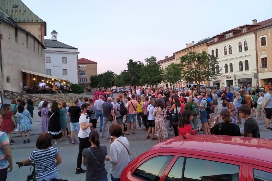 Ilustračný obrázok k článku Bohatá ponuka AKCIÍ v Bystrici: Kam počas týždňa vyraziť za zábavou či umením?