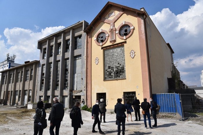 Ilustračný obrázok k článku Trenčín má o pamiatku viac: Nachádza sa areáli legendárneho závodu Merina