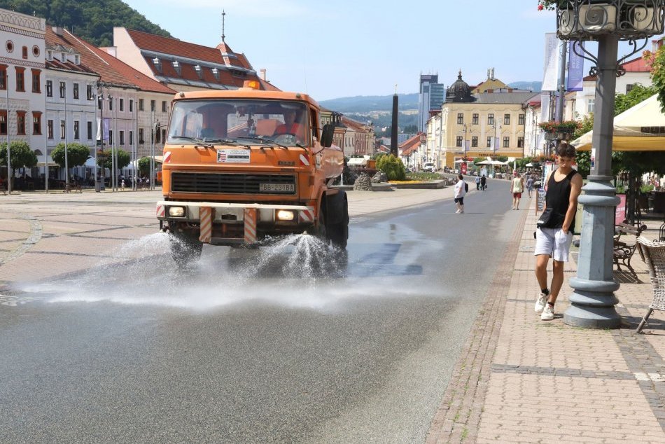 Ilustračný obrázok k článku Horúčavy zasiahli aj Bystricu: TIPY, kde v meste sa môžete schladiť