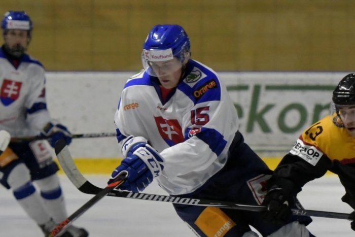 Ilustračný obrázok k článku Trenčianski vojaci vyfúkli konkurentovi talentovaného útočníka Jakuba Minárika