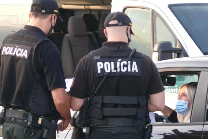 Ilustračný obrázok k článku Po príchode na Slovensko platia NOVÉ podmienky! Nezaočkovaní idú do karantény