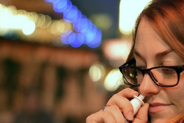 Ilustračný obrázok k článku Postačí nám aj vakcína v nosnom spreji? Výsledky testov sú nádejné