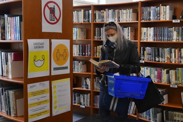 Ilustračný obrázok k článku Leto v knižnici? Bohatý program, burza aj turnaj v scrabble