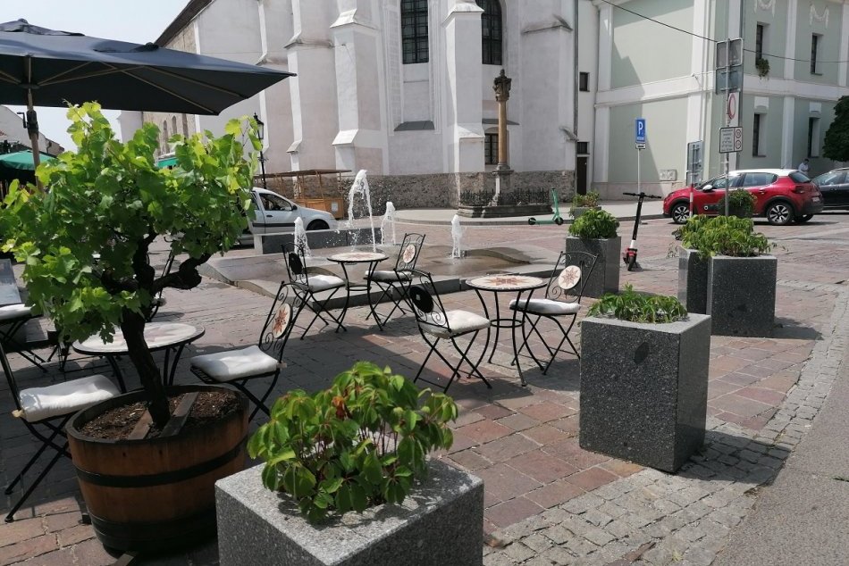 Ilustračný obrázok k článku Košickí podnikatelia v gastre: Štát na nás hodil zodpovednosť!