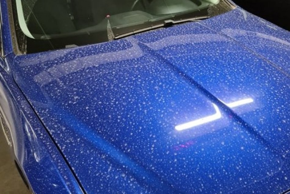 Ilustračný obrázok k článku FOTO: Dorazil k nám saharský prach. S umývaním auta sa radšej neponáhľajte!