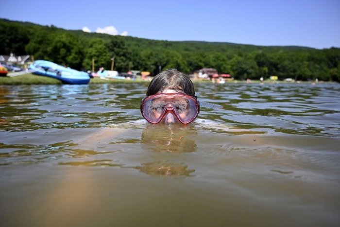 Ilustračný obrázok k článku SVET O SLOVENSKU: Potápame si cestovný ruch, turisti hromadne rušia dovolenky u nás