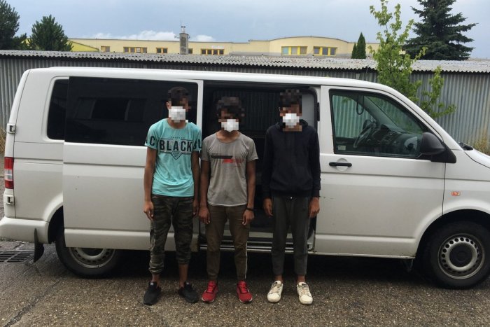 Ilustračný obrázok k článku V kamióne na východe sa ukrývali traja Afganci: Kam mali namierené?