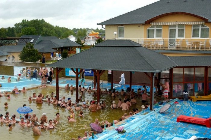 Ilustračný obrázok k článku Obľúbené kúpalisko sa pripravuje na LETNÚ sezónu: Takmer mesiac bude UZAVRETÉ