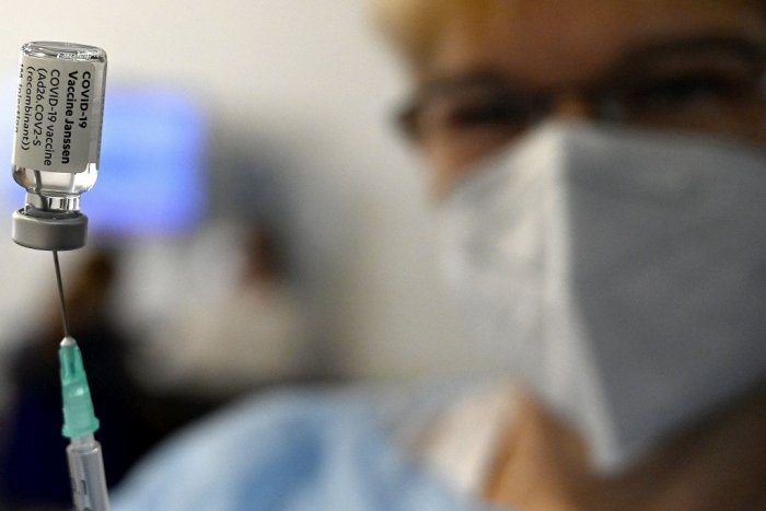 Ilustračný obrázok k článku Ako dosiahnuť vyššiu zaočkovanosť skôr? Pustite k slovu LEKÁROV, hlásia analytici