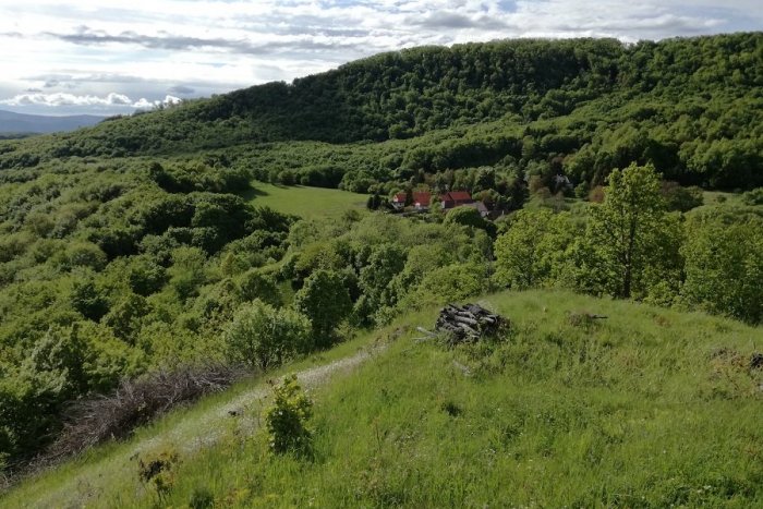 Ilustračný obrázok k článku Tipy na neošúchané výlety: Menej známe miesta v Žiari a okolí, ktoré sa oplatí vidieť