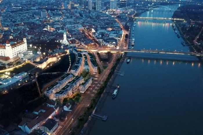 Ilustračný obrázok k článku VIZUALIZÁCIE: Vydrica získala stavebné povolenie. Pod hradom vyrastú prvé budovy