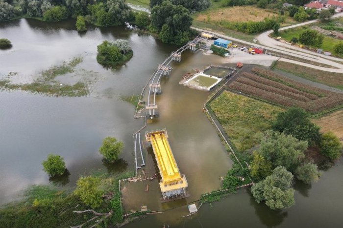 Ilustračný obrázok k článku Bociania lávka či Most nádeje. Aj takto by sa mohol volať nový cyklomost cez Moravu