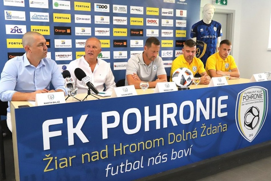 Ilustračný obrázok k článku Pohronie prekopalo káder: Klub sníva o prvej šestke a dovedie ešte posily, VIDEO