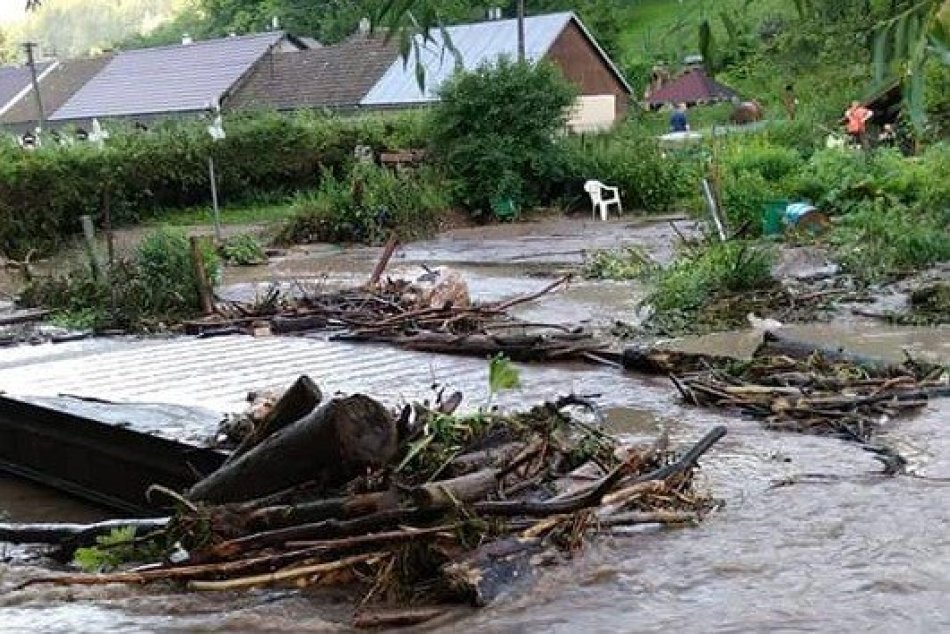 Ilustračný obrázok k článku Pohroma vo Valaskej Belej: Voda sa liala zovšade, obec hlási masívne škody, FOTO