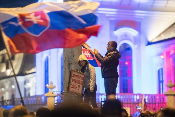 Ilustračný obrázok k článku Grassalkovichova záhrada bude dva dni UZAVRETÁ! Pred palácom sa bude protestovať