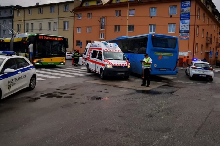 Ilustračný obrázok k článku Veľké nešťastie v Žiline: Chodkyňa zahynula po zrážke s autobusom