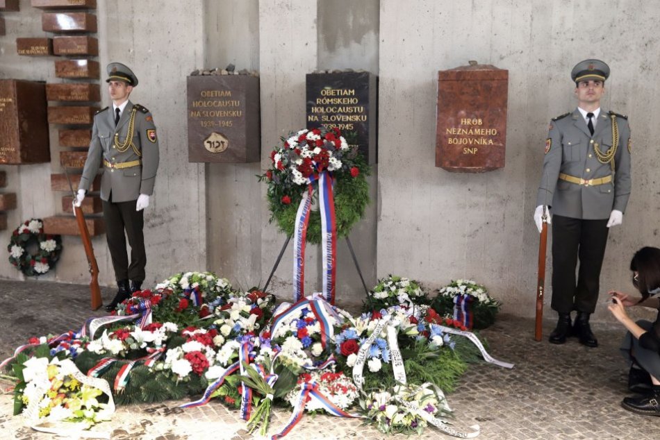 Ilustračný obrázok k článku Knižnica v Prešove to chce predstaviť školám: Rómsky holokaust je už aj virtuálne