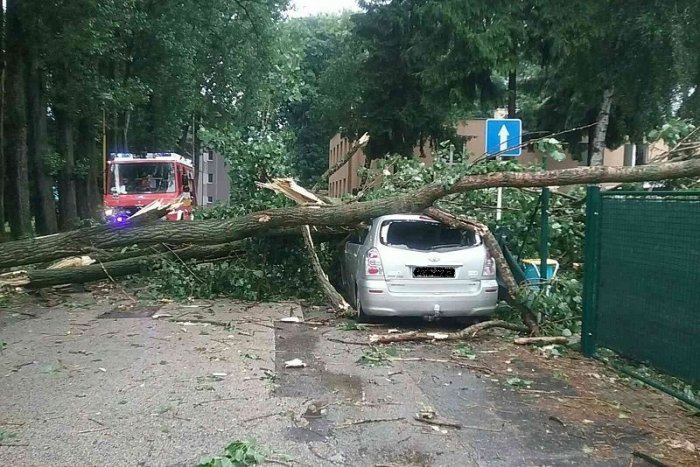 Ilustračný obrázok k článku Čaká nás ďalšia vlna búrok: Niekde bude výdatne pršať, platia VÝSTRAHY