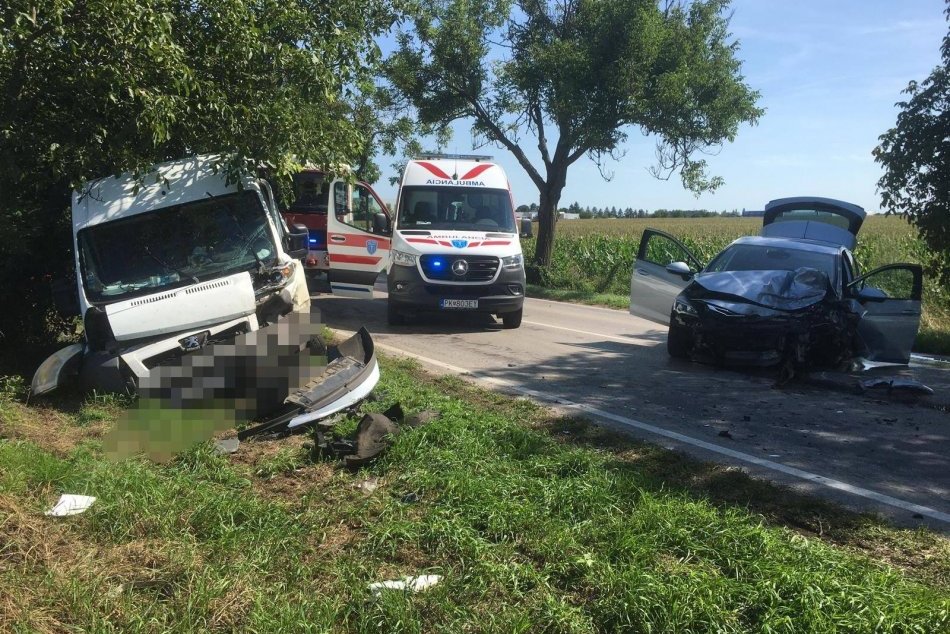 Ilustračný obrázok k článku Neďaleko Piešťan došlo k čelnej zrážke áut: Hlásia zranených, FOTO