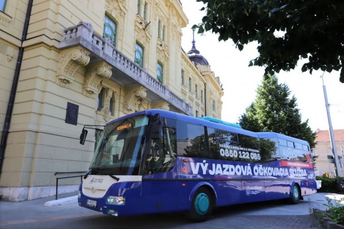 Ilustračný obrázok k článku Výjazdové očkovanie v kraji končí. Záujemcom ostane vakcinačné centrum v Košiciach