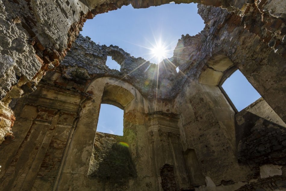 Ilustračný obrázok k článku Záchrana hradu Gýmeš sa nezastavila: Tento rok by chceli dokončiť náročnú časť