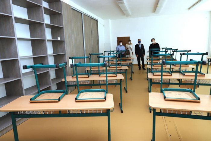 Ilustračný obrázok k článku Po prázdninách sa vrátia do nového: Župa opravuje stredné školy v celom kraji