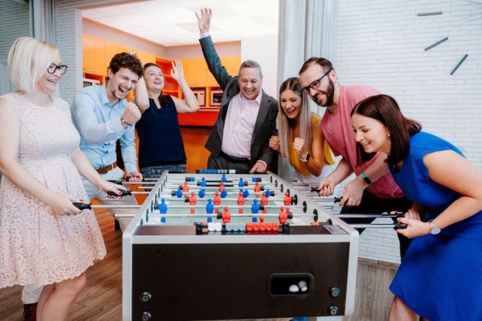 Ilustračný obrázok k článku Spoločnosť UNIQA GSC oslavuje 25. výročie a prijíma nových šikovných ľudí