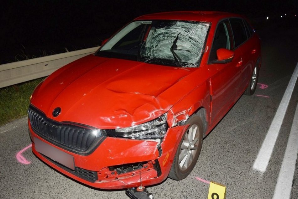 Ilustračný obrázok k článku Tragická nehoda na Spiši: Vodič predbiehal v zákaze, chodec na to doplatil životom, FOTO