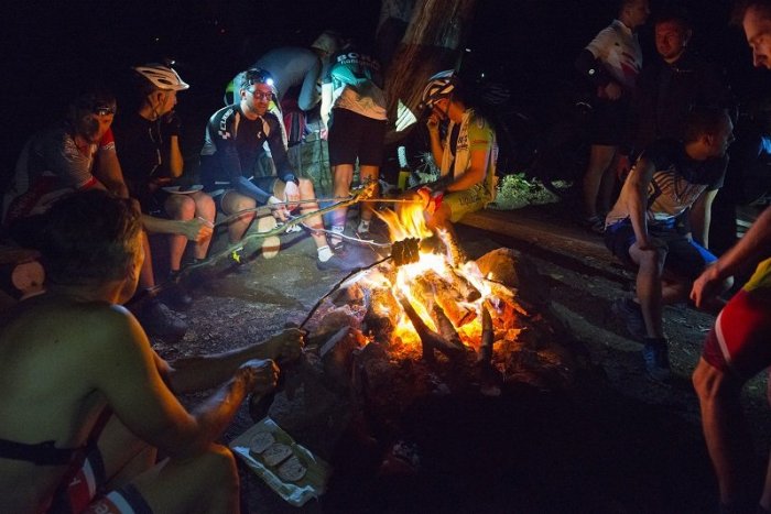 Ilustračný obrázok k článku Hurá na opekačku! Hasiči zrušili zákaz kladenia ohňov v mestských lesoch