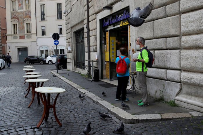 Ilustračný obrázok k článku Čierne okresy budú na východe realitou! Prísnejšie pravidlá a výhody pre očkovaných