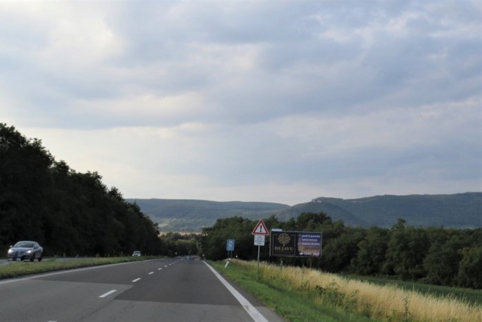 Ilustračný obrázok k článku Opité ženy za volantom aj policajná naháňačka pri Šírave!