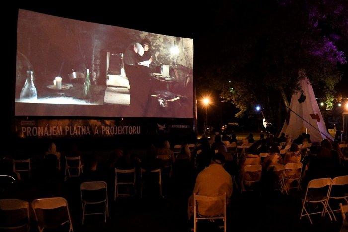 Ilustračný obrázok k článku V Nitre pokračuje LETNÉ KINO: Na tieto filmy sa môžete tešiť v auguste