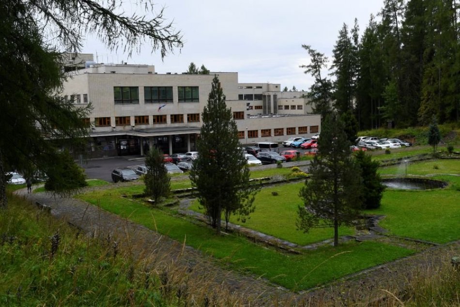 Ilustračný obrázok k článku Poslal mail, že končí: Riaditeľ Národného ústavu tuberkulózy už ODSTÚPIL z funkcie