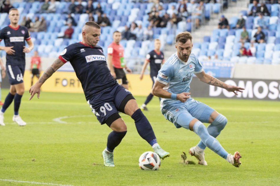 Ilustračný obrázok k článku ViOn podľahol bratislavskému Slovanu: Jeden gól na body nestačil, FOTO