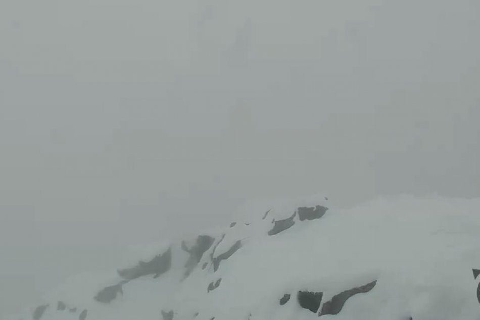 Ilustračný obrázok k článku Vysoké Tatry v bielej kráse: Naše veľhory pokryl sneh, FOTO