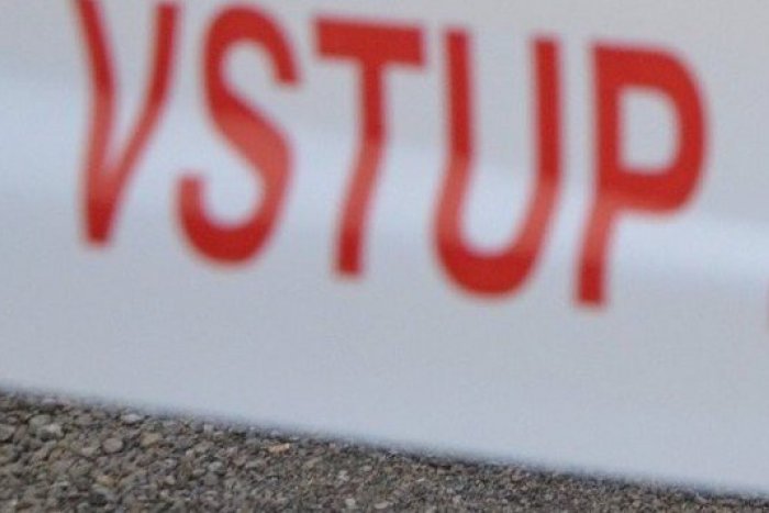 Ilustračný obrázok k článku Obrovské nešťastie pri parkovaní autobusu v Tatranskej Štrbe: Chodec zrážku neprežil