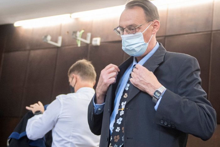 Ilustračný obrázok k článku Bývalý generálny prokurátor Dobroslav Trnka pred súdom: Som NEVINNÝ!