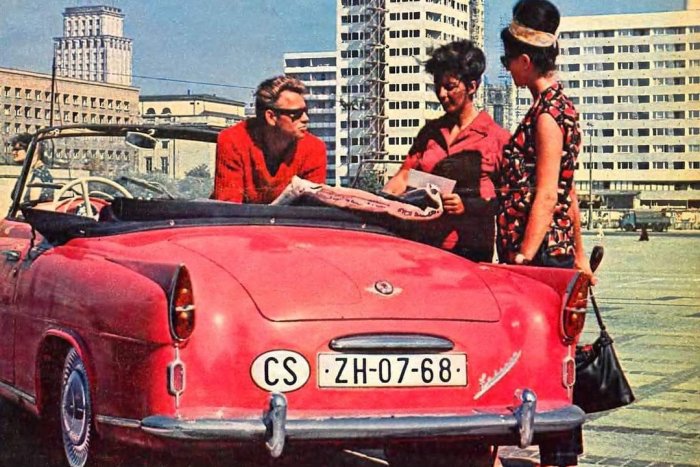 Ilustračný obrázok k článku RETRO fotka, ktorá očarila Žiarčanov: Pomôžte rozlúsknuť jej príbeh!