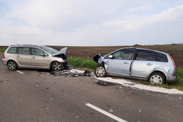Ilustračný obrázok k článku Na cestách vyhasol ďalší život: Zrážku neprežil oprotiidúci vodič