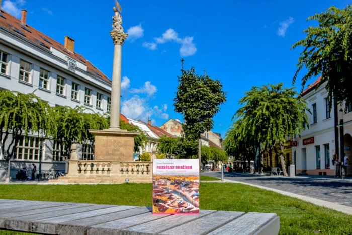 Ilustračný obrázok k článku Trenčín, ako ho nepoznáte: Kde na Mierovom námestí bolo kasíno a väzenie?