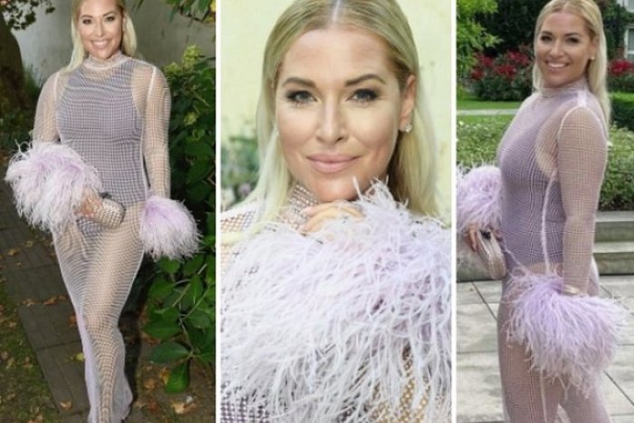 Ilustračný obrázok k článku Všetky oči na Cibulkovej v priehľadných šatách: PREČO nechce druhé dieťa?