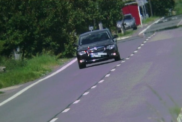 Ilustračný obrázok k článku Policajti rozdávali 800-eurové pokuty: Vodič prekročil rýchlosť o vyše 100 km/h!