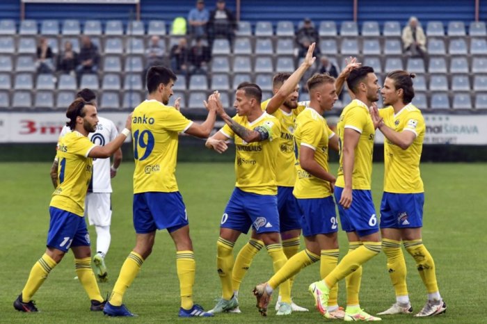 Ilustračný obrázok k článku Mesto Michalovce plánuje predať futbalový klub: Tá BIZARNÁ suma však vyráža dych