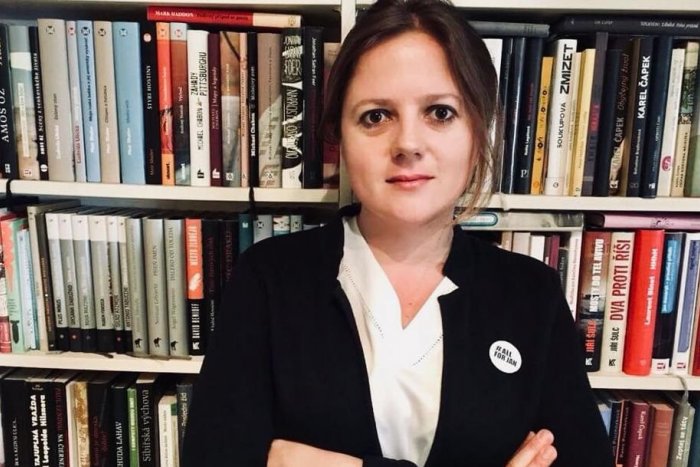 Ilustračný obrázok k článku Novinárka Monika Tódová a jej kolega ČELIA obvineniu: Hrozí im rok za mrežami!