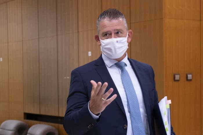 Ilustračný obrázok k článku Mimoriadna schôdza už spoznala termín: Kedy bude Mikulec čeliť odvolávaniu?