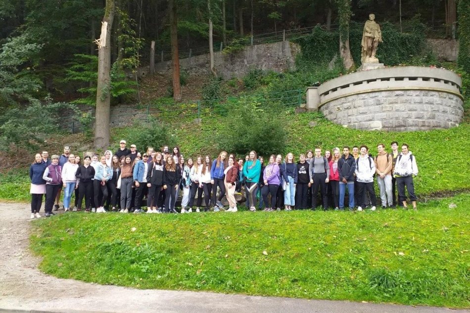 Ilustračný obrázok k článku Jesenná Gruntovačka spojila dobrovoľníkov: Vyčistili 7 lokalít v Banskobystrickom kraji, FOTO